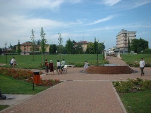 parco290603-a.jpg (14313 byte)