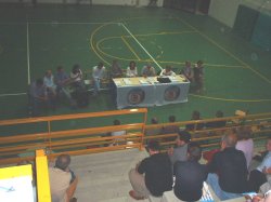 2004_0525_mosconi_novagli1.jpg (10680 byte)