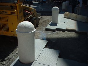 2004_0606_piazza-2.jpg (15337 byte)