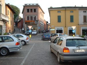 viabilitapiazza1.jpg (20869 byte)